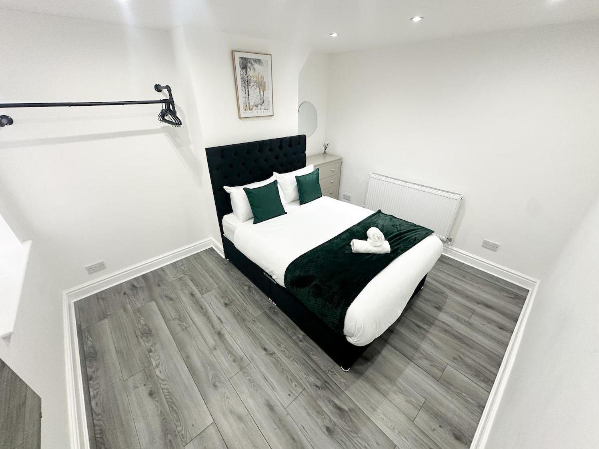 Contractors Dream, 4 Bedroom 2 Bathroom Liverpool Exteriör bild