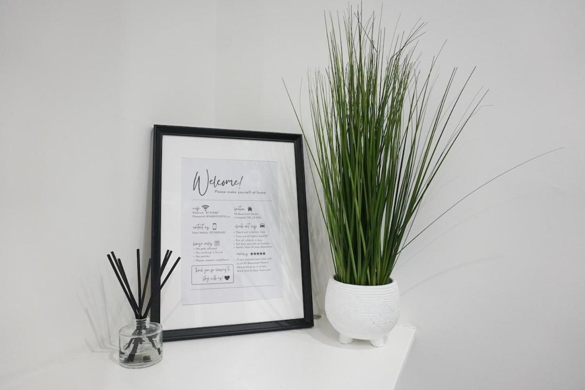 Contractors Dream, 4 Bedroom 2 Bathroom Liverpool Exteriör bild